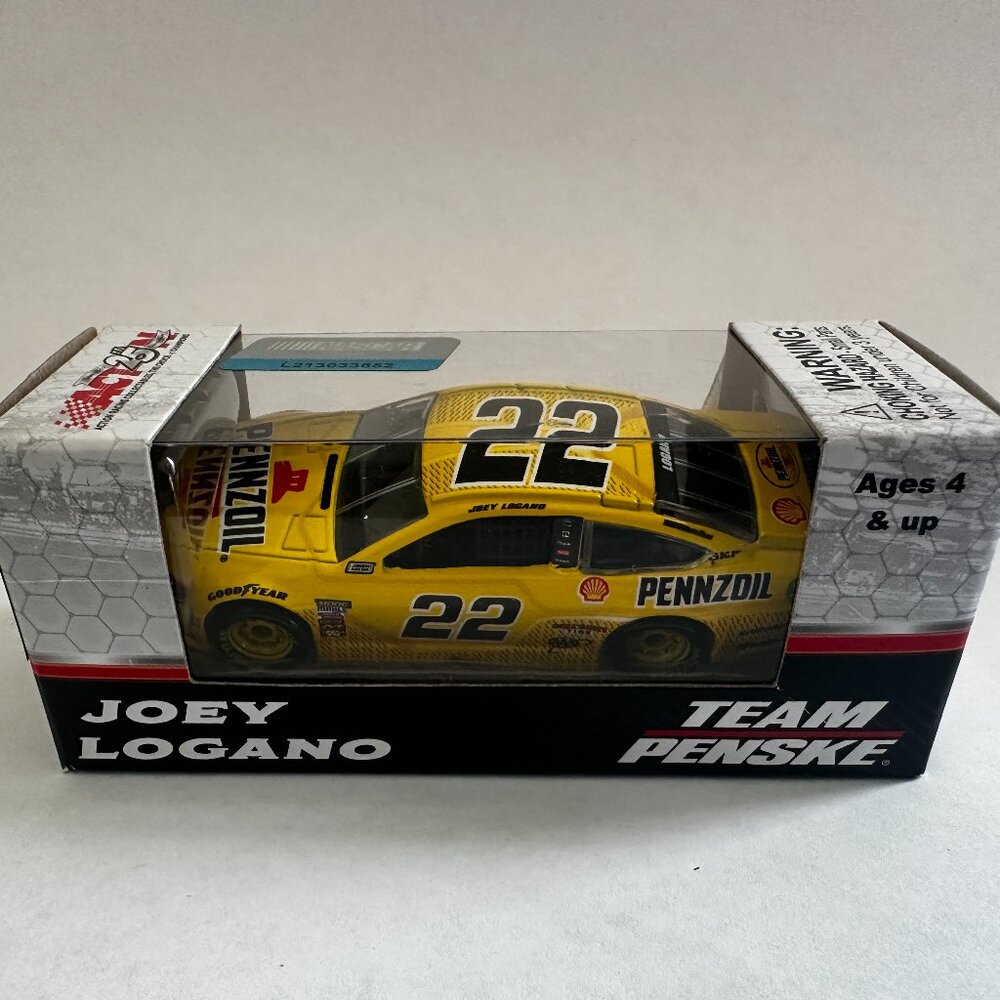 NASCAR 2017 Joey Logano Pennzoil 1:64 Diecast